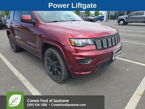 Used 2019 Jeep Grand Cherokee Altitude AWD/4WD image 8