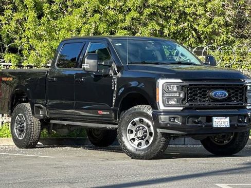 Used 2023 Ford F250 Lariat w/ Lariat Ultimate Package image 2