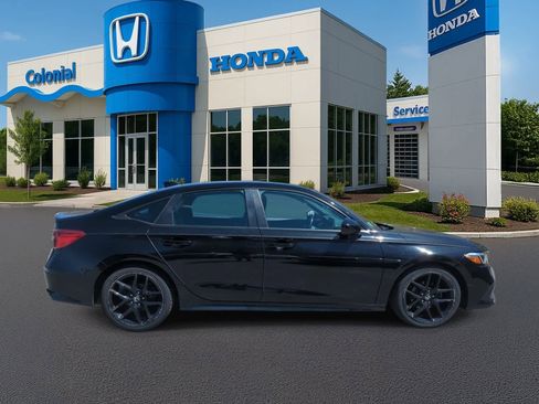 Used 2023 Honda Civic Sport image 6