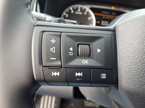 New 2026 Nissan Pathfinder SV image 20