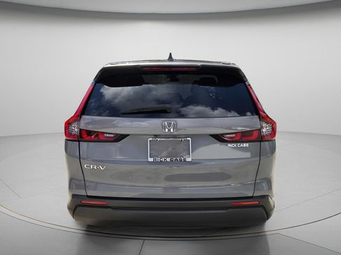 Used 2025 Honda CR-V LX image 6