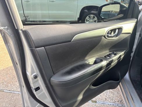 Used 2018 Nissan Sentra S FWD image 10
