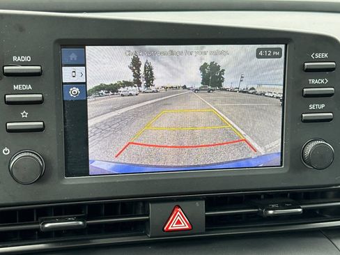 Used 2025 Hyundai Elantra Sport FWD image 19