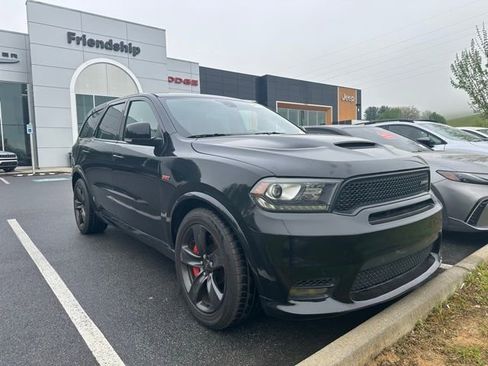 Used 2018 Dodge Durango SRT image 9