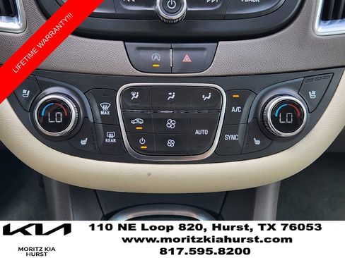 Used 2024 Chevrolet Malibu LT FWD image 9
