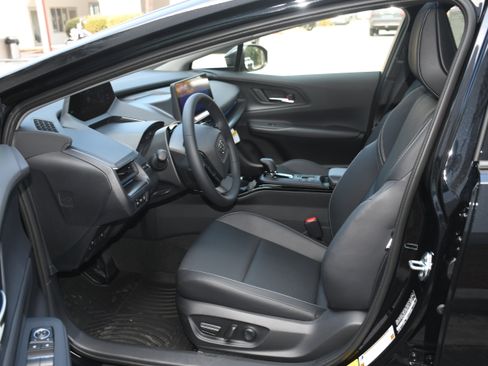 New 2026 Toyota Prius Plug-In Hybrid image 3