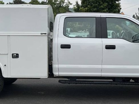 Used 2017 Ford F350 XL w/ Power Equipment Group AWD/4WD image 4