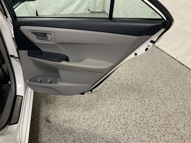 Used 2016 Toyota Camry LE w/ Protection Package (Q2) FWD image 18