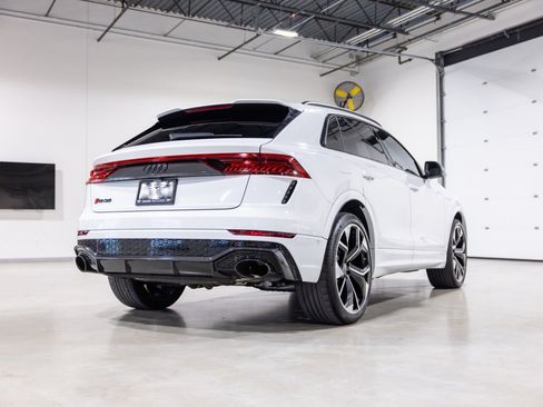 Used 2024 Audi RS Q8 AWD/4WD image 4