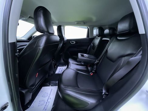 Used 2022 Jeep Compass Trailhawk image 27