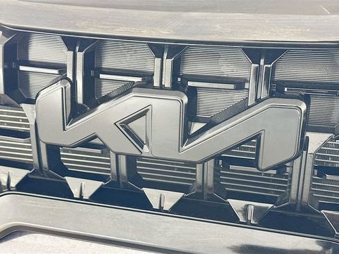 Used 2025 Kia Telluride EX X-Line image 25