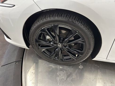 Used 2022 Lexus ES 350 F Sport image 33