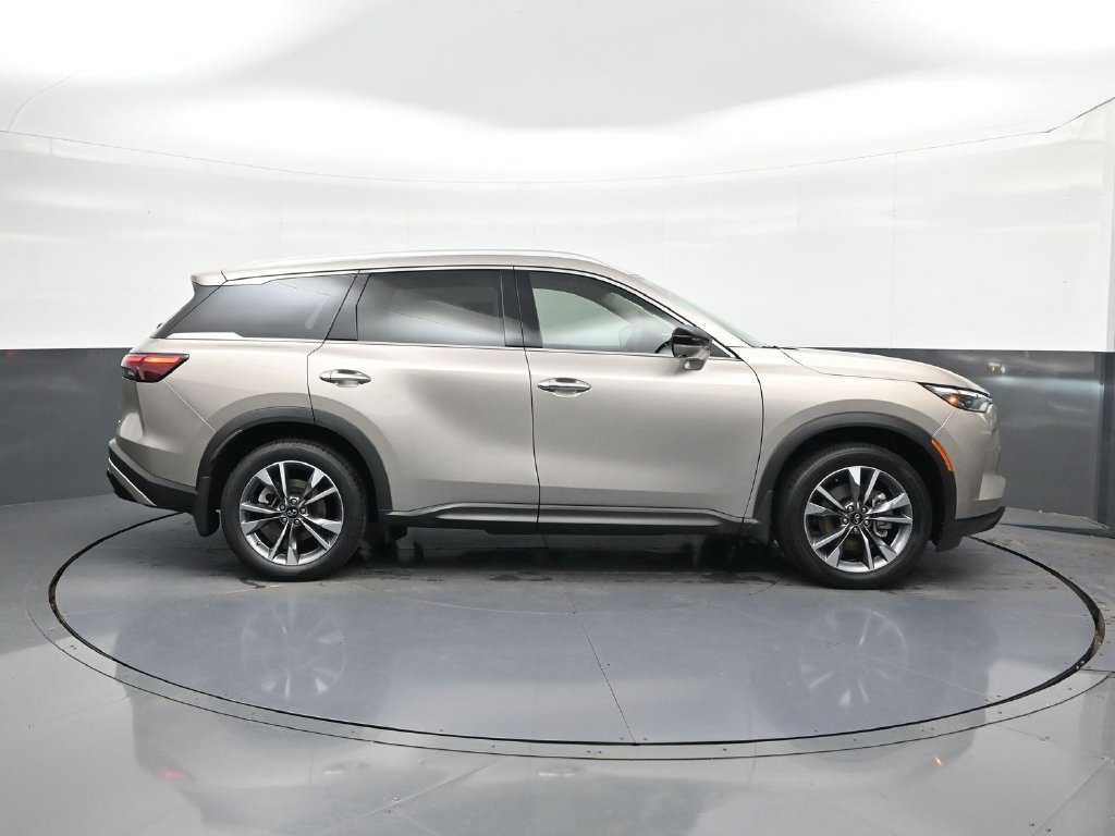 Used 2023 INFINITI QX60 Luxe w/ Vision Package AWD/4WD image 11
