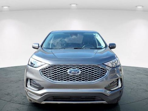 Certified 2023 Ford Edge SEL w/ Convenience Package image 9