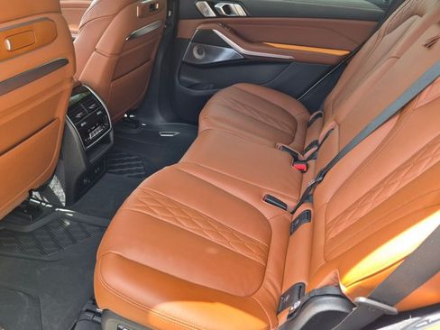 Used 2024 BMW X7 M60i w/ Executive Package AWD/4WD image 18
