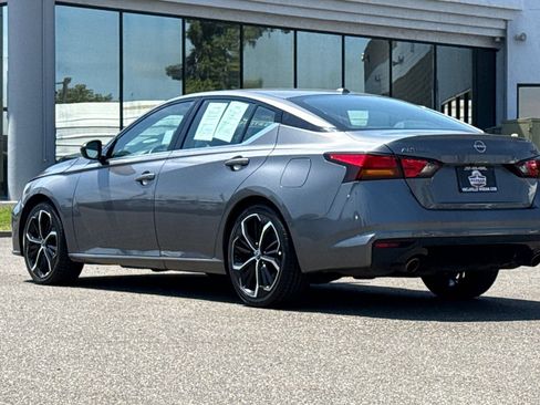 Certified 2024 Nissan Altima 2.5 SR FWD image 8