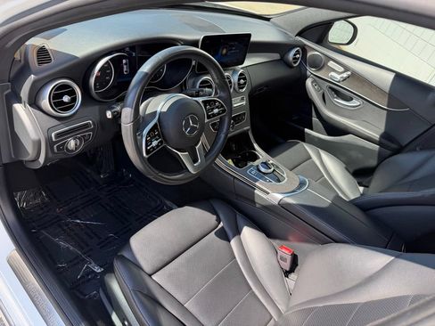 Used 2020 Mercedes-Benz C 300 Sedan image 2