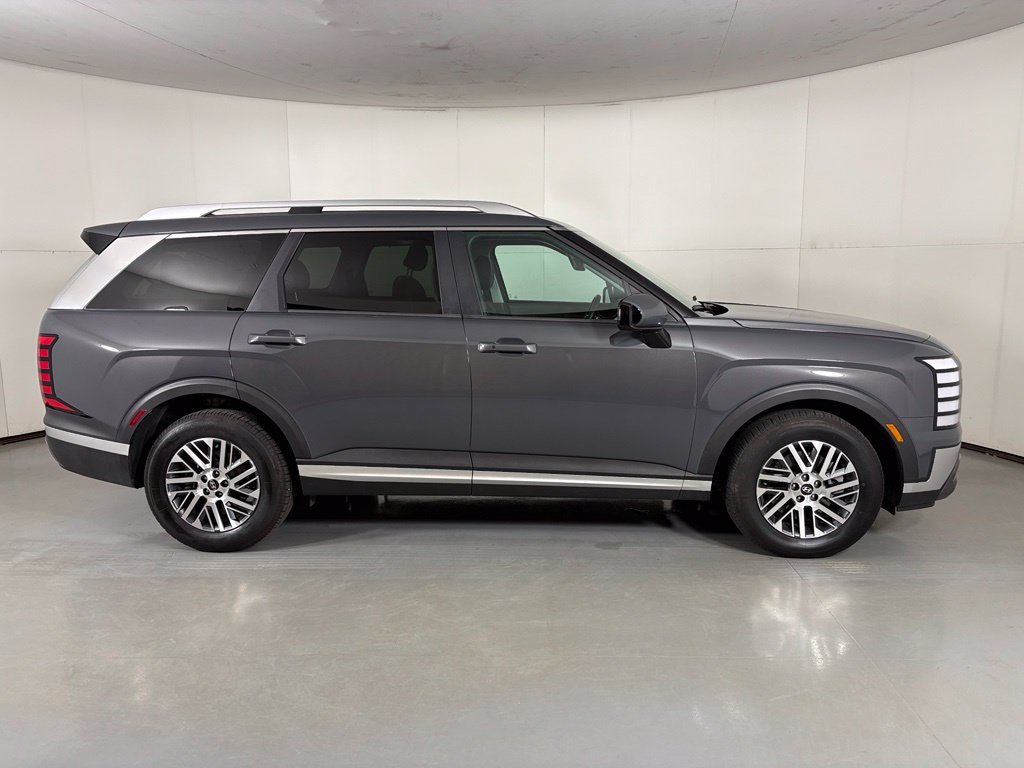 Used 2026 Hyundai Palisade SEL FWD image 9