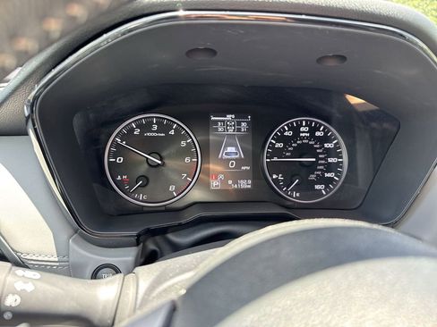 Used 2024 Subaru Outback Premium AWD/4WD image 49
