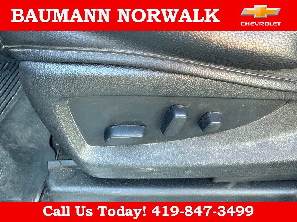 Used 2019 Chevrolet Silverado 1500 LT w/ All Star Edition AWD/4WD image 12