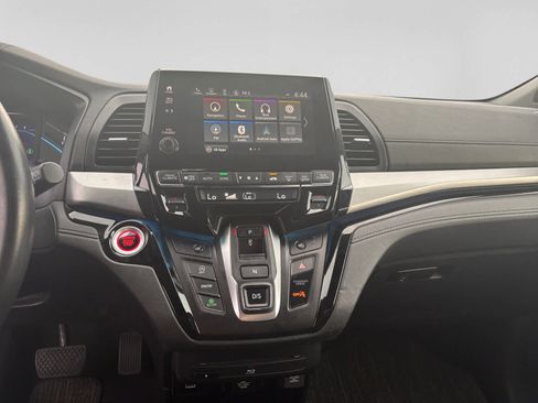 Used 2023 Honda Odyssey Touring image 12