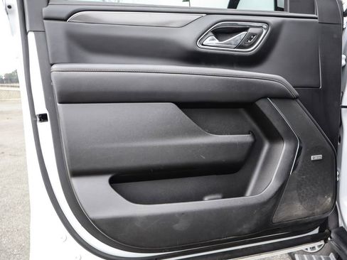 Used 2023 GMC Yukon AT4 w/ Technology Package image 39