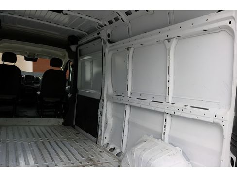 Used 2025 RAM ProMaster 2500 w/ Convenience Group FWD image 15