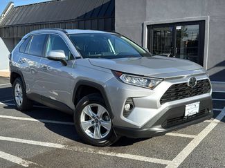 Used 2021 Toyota RAV4 XLE AWD/4WD video 1