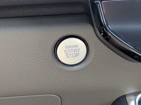 New 2026 Kia Carnival SX FWD image 33
