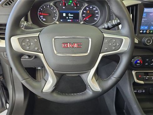 Used 2023 GMC Terrain SLT w/ Infotainment Package II image 24