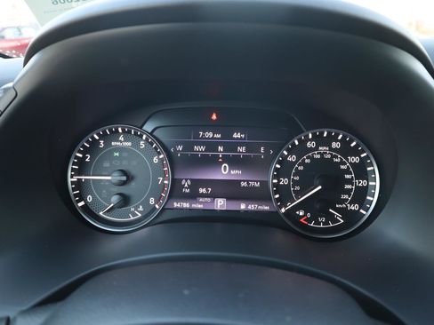 Used 2022 Nissan Armada SL image 24