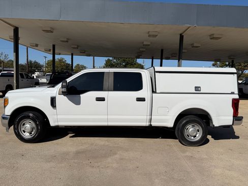 Used 2017 Ford F350 XL image 2