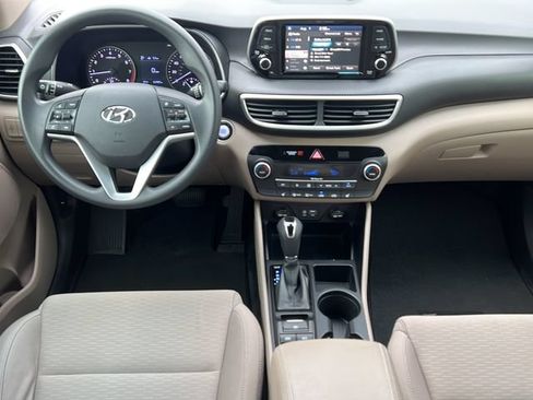 Used 2020 Hyundai Tucson SEL FWD image 11