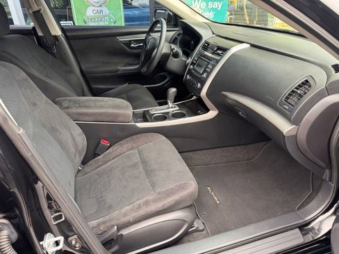 Used 2014 Nissan Altima 2.5 S w/ Display Audio Package image 16