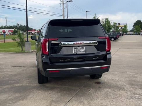 Used 2023 GMC Yukon XL SLT AWD/4WD image 5