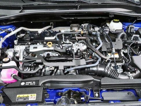 Used 2025 Toyota Corolla Cross AWD Hybrid w/ Moonroof Package image 3