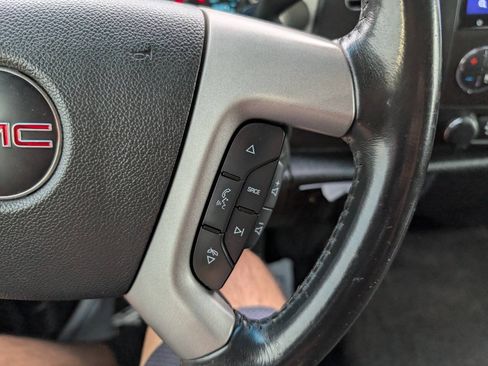 Used 2014 GMC Sierra 2500 SLE w/ SLE Preferred Package AWD/4WD image 21