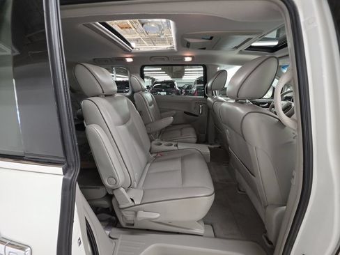 Used 2013 Nissan Quest LE w/ Protection Pkg FWD image 23