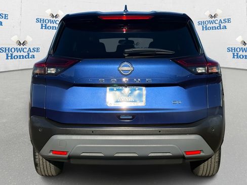 Used 2023 Nissan Rogue SV image 7