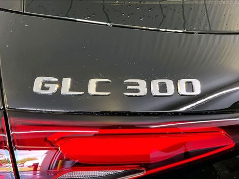 New 2026 Mercedes-Benz GLC 300 4MATIC image 6