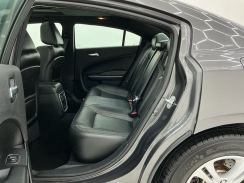 Used 2020 Dodge Charger SXT w/ Leather Interior Group RWD image 20