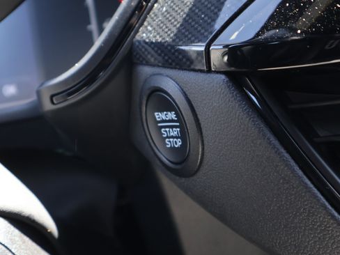 Used 2025 Ford Escape ST-Line AWD/4WD image 25