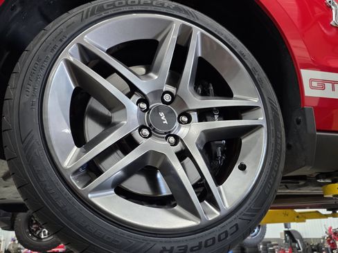 Used 2011 Ford Mustang Shelby GT500 RWD image 64