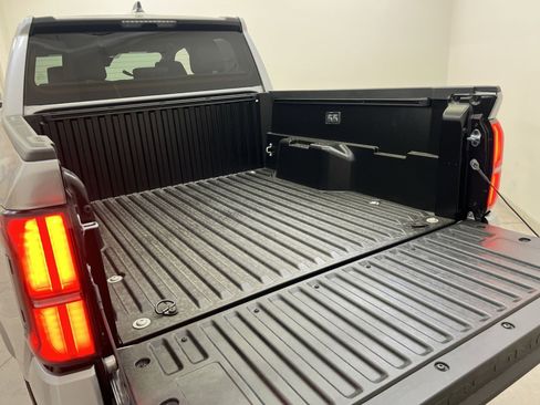 New 2026 Toyota Tacoma SR5 image 18