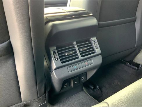 New 2026 Land Rover Range Rover Evoque Dynamic SE image 21