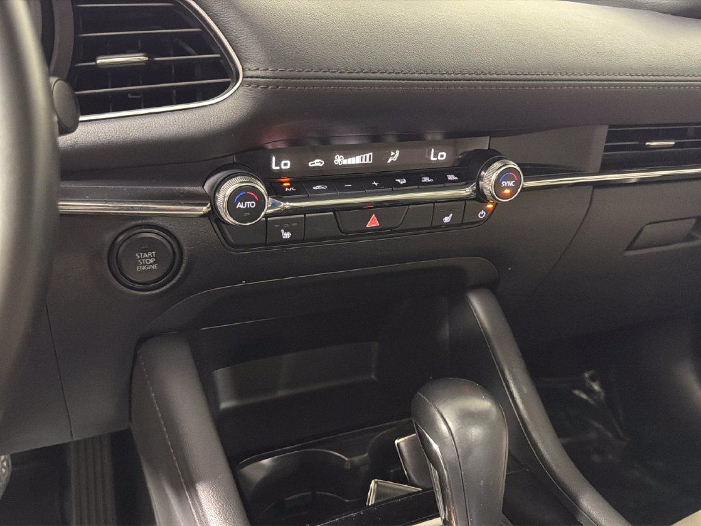 Used 2024 MAZDA MAZDA3 s FWD image 23
