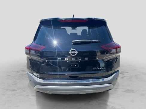 Certified 2023 Nissan Rogue SV w/ SV Premium B Package AWD/4WD image 4