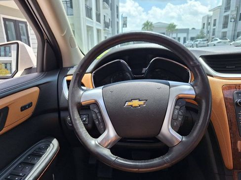 Used 2014 Chevrolet Traverse LTZ FWD image 33