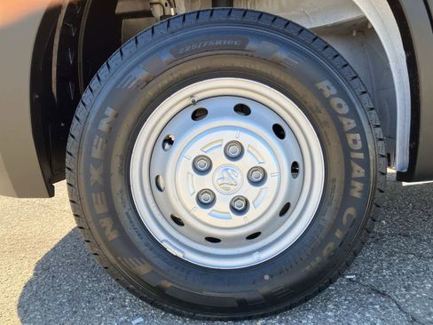 Used 2023 RAM ProMaster 3500 w/ Convenience Group image 9