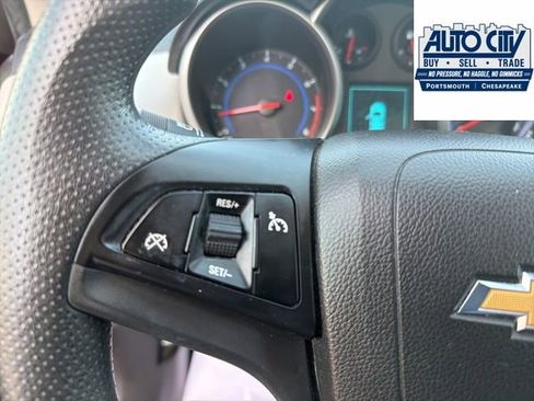 Used 2016 Chevrolet Cruze LT FWD image 22